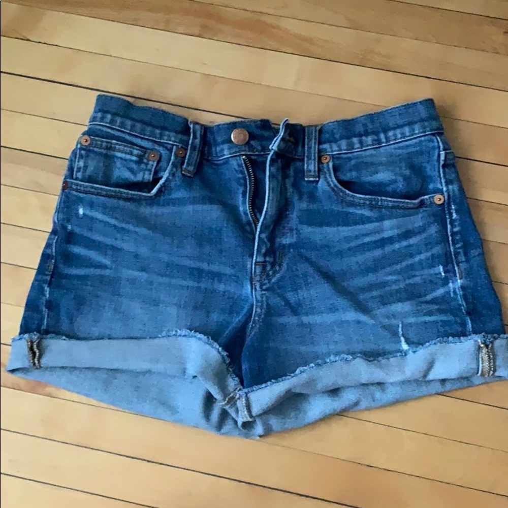 Madewell high rise denim shorts 25
